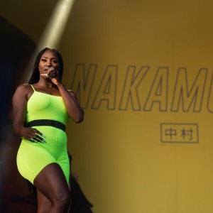 PEOPLE : Aya Nakamura nous livre ses conseils beauté et forme