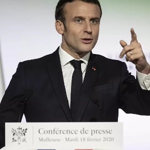 FRANCE : Vers un confinement général ? Macron s'exprimera à la télévision à 20 h ce lundi