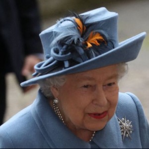 PEOPLE : Coronavirus  la reine Elisabeth II exfiltrée de Buckingham