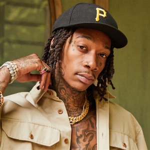 PEOPLE : Wiz Khalifa le rappeur pense que «les gens vont accoucher de nombreux bébés ‘quarantaine’ l’année prochaine»