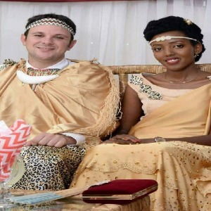 INSOLITE : Un milliardaire italien épouse une pauvre burundaise et lui a offert un cadeau inestimable