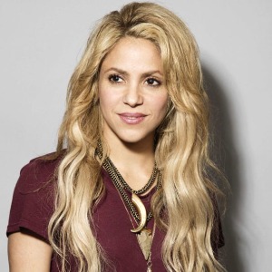 PEOPLE : Shakira - la chanteuse a obtenu son diplôme de philosophie antique