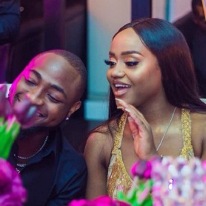 PEOPLE Nigeria : le chanteur Davido et sa fiancée Chioma auraient mis fin à leur relation