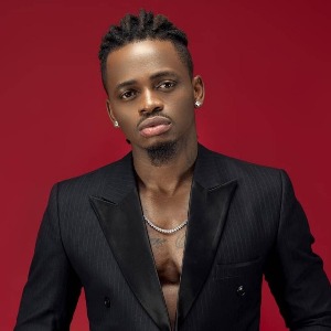 PEOPLE Diamond Platznum : pourquoi est-il fâché contre les femmes ?