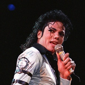 PEOPLE : Michael Jackson était paranoïaque avant sa mort, révèle son journal intime