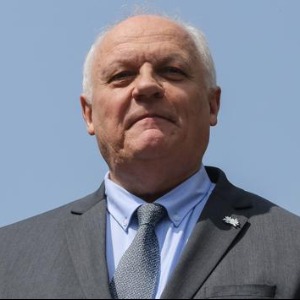 FRANCE POLITIQUE : François Asselineau largement réélu à la tête de l’UPR