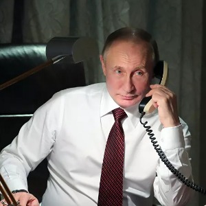 FRANCE : Macron a appelé Poutine pour discuter du vaccin russe contre le Covid-19 et de la Biélorussie