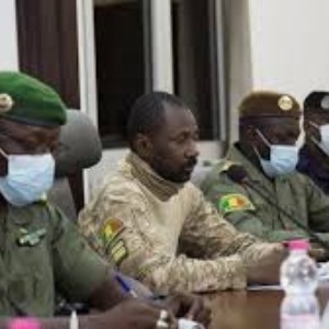 AFRIQUE 2050 :  POLITIQUE Mali les militaires comptent rester 3 ans au pouvoir et libérer le président Keïta
