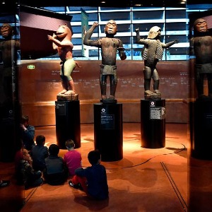 AFRIQUE2050 : La France peut-elle réparer les liens culturels avec les États africains?
