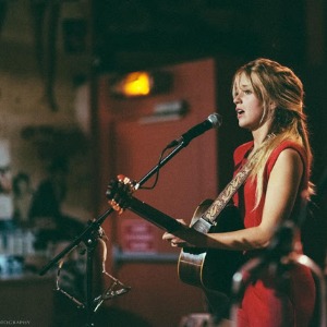 MUSIQUE : Roxane Arnal, nouvelle vidéo No One Knows My Name