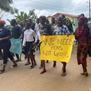 AFRIQUE2050 : Les Camerounais s'unissent pour pleurer l'assassinat insensé d'apprenants