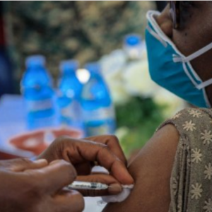 AFRIQUE2050 DE NOMBREUX VISAGES DU COVID Covid-19 : les variantes qui changent la donne en Afrique