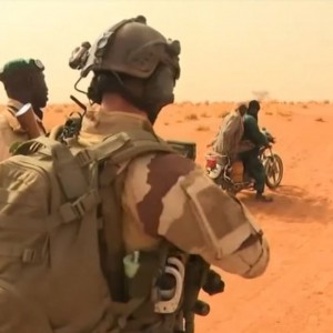 AFRIQUE 2050 : Les militaires français quittent le Mali hourra !