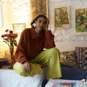 Un an après le début de la guerre, des artistes soudanais construisent des communautés de soins à Nairobi