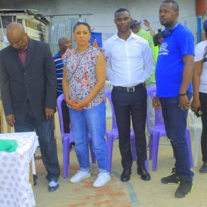 GABON : Le Dr Daniel Mengara apporte son soutien aux habitants d'Okala CCICIBA à Libreville : Un appel à voter non au référendum constitutionnel