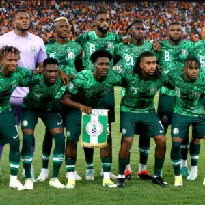 Les Super Eagles du Nigeria ont boycotté le match de qualification pour la CAN 2025 en Libye suite à des allégations de mauvais traitements.