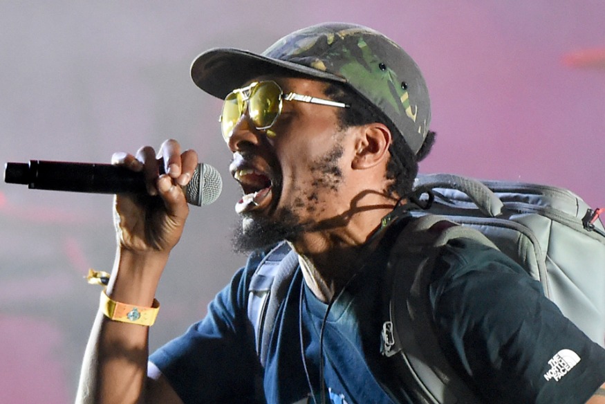 Gorillaz : grosse chute en plein concert, un rappeur hospitalisé