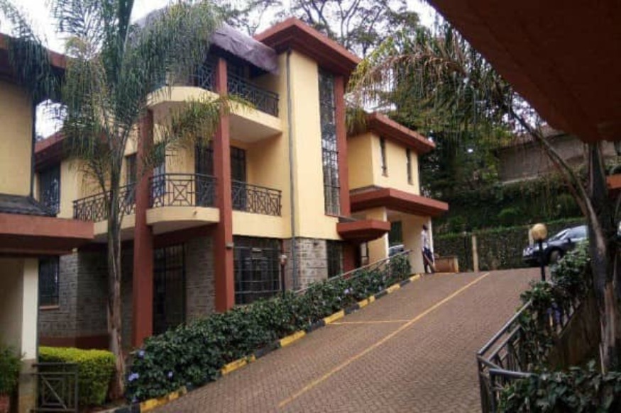 Quel montant de 2 000 dollars par mois vous placera dans les 10 plus grandes villes d'Afrique