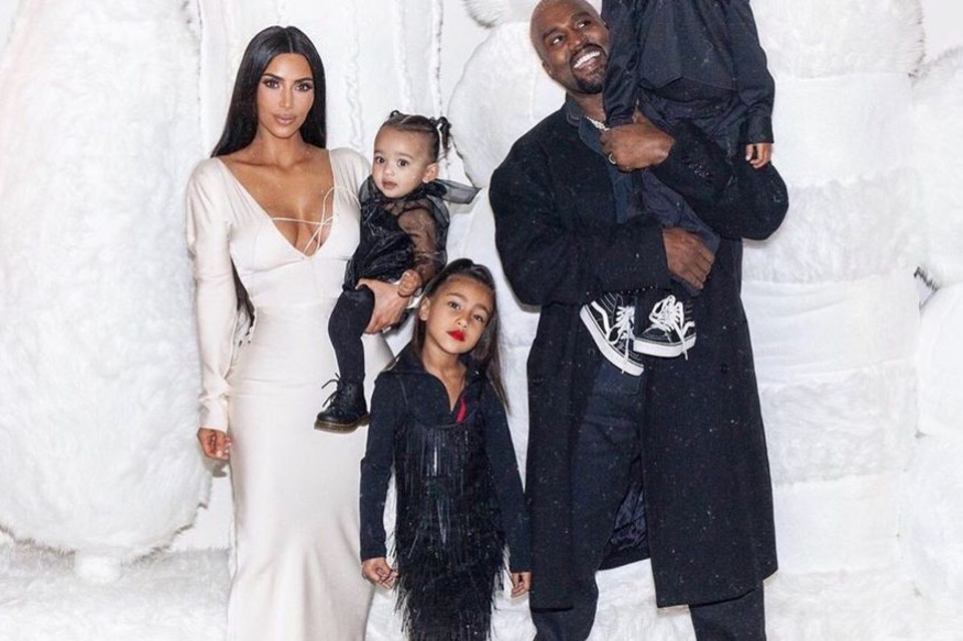PEOPLE : Kim Kardashian  son époux Kanye West met le rap à l’honneur dans une messe dimanche
