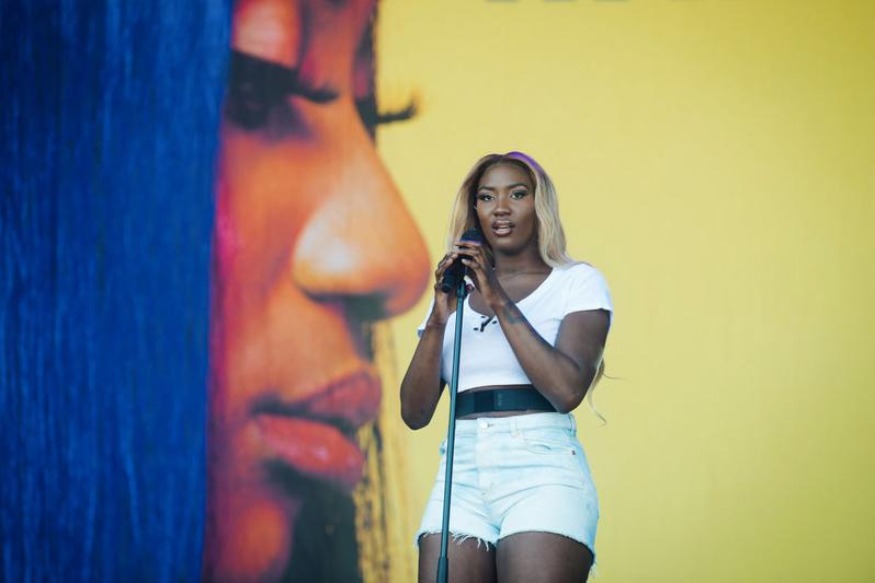 PEOPLE : Fashion Week  Aya Nakamura continue de fasciner les Français (photo)