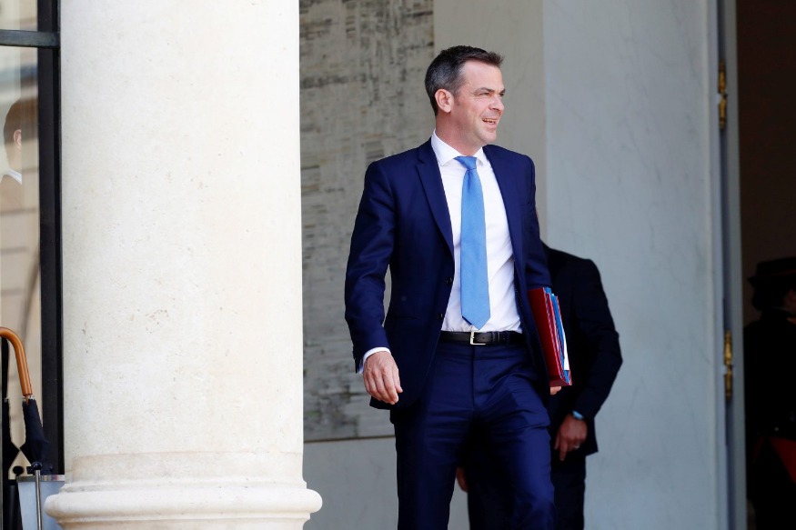 POLITIQUE Coronavirus : les Français «ne doivent pas oublier les gestes barrières» pendant les vacances d’été, rappelle Véran