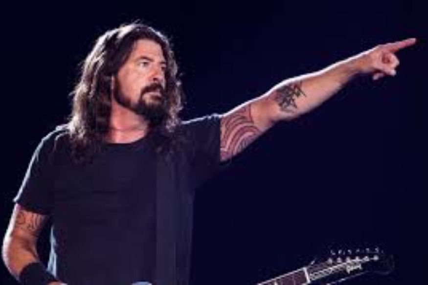 Amérique : Dave Grohl est opposé à la réouverture des écoles