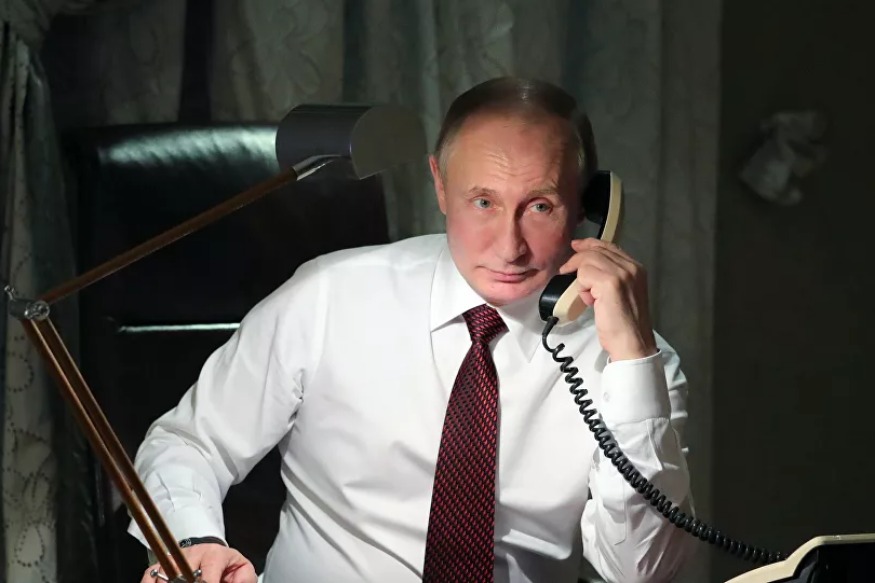 FRANCE : Macron a appelé Poutine pour discuter du vaccin russe contre le Covid-19 et de la Biélorussie