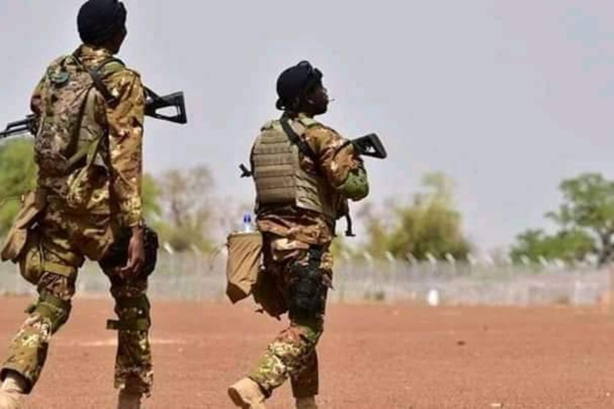 AFRIQUE 2050 :  POLITIQUE Les voisins du Mali appellent les militaires à regagner sans délai leurs casernes