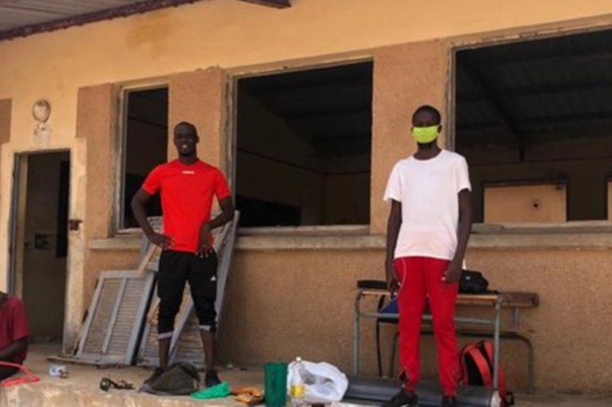 AFRIQUE 2050  Sénégal : un instituteur répare lui même des écoles délabrées