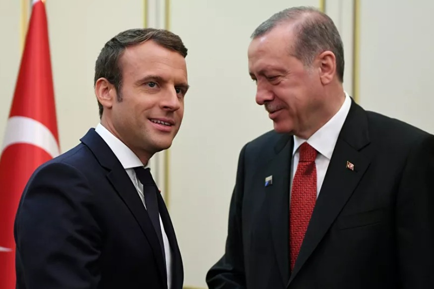 Un dirigeant turc raille Macron en le traitant de «Napoléon en herbe»