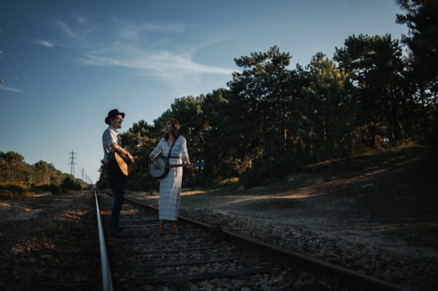 MUSIQUE : Morgane & Jeff, nouveau clip On The Train