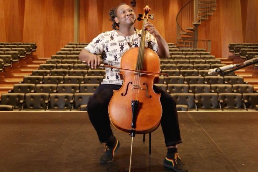 Le style unique du violoncelliste sud-africain Abel Selaocoe