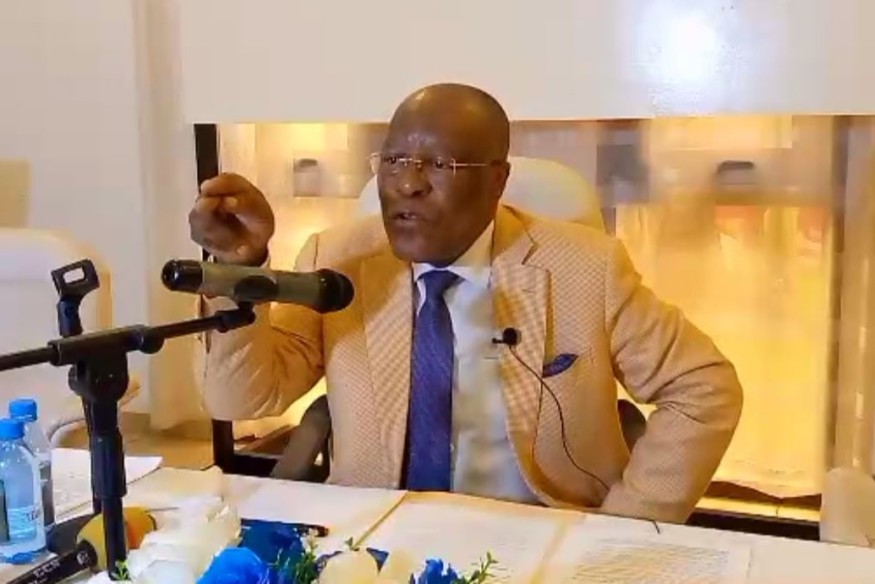 Gabon : Albert Ondo Ossa affirme que la présidentielle du 12 avril 2025 n’aura pas lieu.